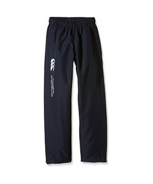 100% Polyester. Voering: Isolerend. Ontwerp: Logo, eenvoudig. Stoftechnologie: Duurzaam. Zakken: 2 Zijzakken. Taille: Elastisch, intern koord. Zoom: verstelbaar, rits.