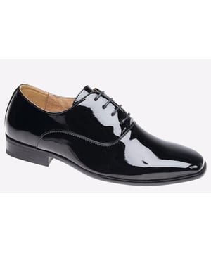 The Goor Renton is a classic Oxford presented in a patent upper for a standout look, complete with a secure lace fastening and intricate stitch detailing.- Patent PU upper
- Secure lace fastening
- Intricate stitch detailing
- Resin Sole