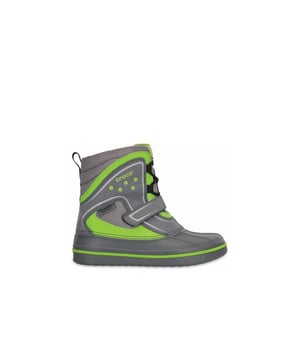 Estos zapatos de invierno para niño llevan plantillas de tela, que proporcionan a tu pequeño ventilación, flexibilidad y un ajuste perfecto. Si quieres proteger los pies de tu hijo del frío, elige un modelo con forro de tela, que también actúa como capa aislante adicional.