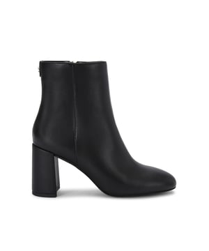 Carvela storm hot sale chelsea boot