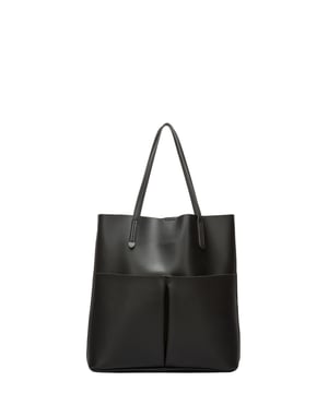 The Annalise XL Tote from the Lori collection uses an unlined smooth PU which remains flexible when you wear it. Simple details such as the debossed Claudia Canova logo and double front pocket detail and the soft and flexible shape makes this bag lightweight and sleek, great for storing all your daily essentials. Inside is a removable zippered pouch, which you can clip in place to keep your more valuable items extra safe. Features: , Unlined smooth PU, Claudia Canova blind debossed logo, Twin grab handles, Soft and flexible shape, Removable inner pouch with zip fastening, Double front pocket detail, Mag-dot fastening Style Ref: 84382 BLACK