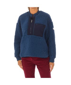 Zweetshirt van omgekeerd lam Napapijri.
 Navy kleur
 Ronde hals met geribde afwerking.
 Sweatshirt met rits aan de voorkant.
 Merknaam op de zijkant.
 Zak aan de voorkant.
 Naden in toon zichtbaar.
 Ademende thermische binnenvoering.

 Samenstelling: 100% polyester

 Maximaal wassen op 30ºC.
 - Niet strijken.
 - Kan in de droger.
 - Geen bleekmiddel gebruiken.
 - Kan niet chemisch gereinigd worden.
 Samenstelling: 100% polyester
 Onderhoud:
Maximaal wassen op 30ºC.
 - Niet strijken.
 - Kan in de droger.
 - Geen bleekmiddel gebruiken.
 - Kan niet chemisch gereinigd worden.