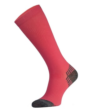 Comodo 1 Pack Long Running Compression SocksComodo have been providing high-quality socks for men and women since 1996. They sell a range of socks for hiking, cycling, hunting, skiing, and other outdoor events.These long running compressions socks are tailored towards health and performance-related benefits. They are made with strong elastic threading which applies gradual compression to the muscles, increasing circulation, and boosting oxygen.Take the edge off your feet with these cushioned sole socks that reducing chafing and blisters. These socks can be worn after a run to aid muscle regeneration and promote short recovery times.These socks are available in sizes 3- 11 UK and suitable for both, men and women. They are made from 80% Polyamide Microfibre, 10% Polypropylene, 10% Elastane and are machine washable at 30. Extra Product Details  - Sizes 3-11 UK - 1 Pair - Compression socks - Prevents Injury - Machine Washable - Knee Length - Unisex