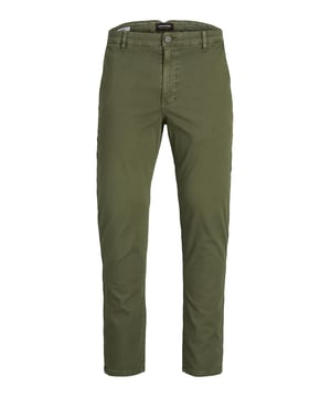 Deze chino's van Jack & Jones zijn elegante en comfortabele broeken voor heren. Het is een mix van een pakbroek en een casual five-pocket broek die bij veel outfits past. Ze hebben schuine zakken aan de voorkant, paspelzakken met een knoop aan de achterkant en riemlussen. Ze sluiten met een rits en knoop. Ze hebben een slim fit, wat betekent dat ze slank en smal gesneden zijn bij de dij. Ze hebben ook taps toelopende pijpen, wat betekent dat ze naar beneden toe smaller worden. Ze hebben een mid-rise taille en zitten comfortabel op de heupen. Ze zijn gemaakt van hoogwaardige materialen met stretch. Dit zorgt voor veel comfort en een perfecte pasvorm. Deze chino's van Jack & Jones zijn de perfecte broek voor een casual, elegante look.