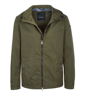 100% poliéster; chaqueta Geox;  Modelo: M0220UT2599F3215;  Mano de obra de alta calidad;  capucha;  Dos bolsillos delanteros;  Cremallera;  Detalles del logotipo Geox