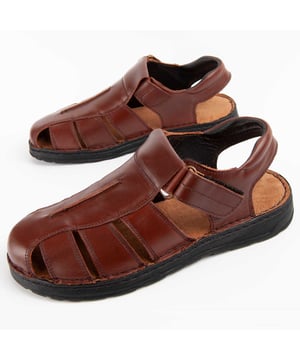 Garantía Purapiel, 10 años de garantía. Sandalia casual para hombre. Hecha en piel natural. Calce cómodo. Fabricado por otras marcas para nuestra marca.
