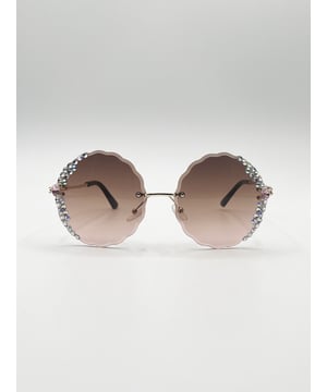 Oversized Round Frameless Sunglasses with Crystal Detail in Brown
Frame Colour: Gold
Lens Colour: Brown
Material: Metal Frame PC Lens
One Size
FDA Approved
UV 400 PROTECTION IN ACCORDANCE WITH 89/686/EEC BS EN ISO 123-1:2013
SKU:SG2407006
