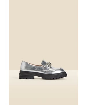 REASONS TO BUY:

Luxe up your loafers
On-trend chunky silhouette
Hi-shine metallic leather
Statement chain trim makes them extra special
They'll take you from work to weekend
Style with everything from sleek tailoring to feminine dresses
