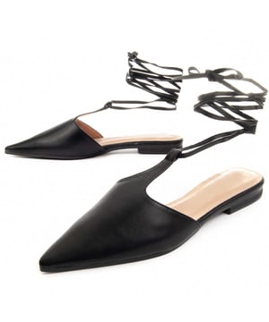 Ballerina voor dames. Comfortabele pasvorm. Gepolsterde inlegzool. Antislipzool. Versterkte stiksels. Gefabriceerd door andere merken voor ons merk.
