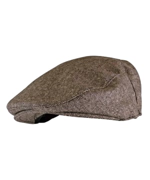 Gorra plana Tom Franks para hombre. Esta gorra presenta un elegante forro acolchado. Se pliega fácilmente para llevarla en el bolsillo o guardarla. Tallas disponibles: 58cm, 60cm. Hecho de: (Interior: 100% Poliéster, Exterior: 92% Poliéster, 8% Lana) o (Interior: 100% Poliéster, Exterior: 95% Poliéster, 5% Lana).