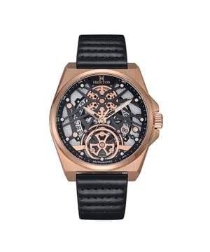 Kast van 316L chirurgisch roestvrij staal, Seiko NH35 automatisch uurwerk met juwelen, 24 juwelenlagers, gangreserve van 28 uur, slagen per uur (BPH): 21.600/uur, mineraalglas met saffiercoating, wijzerplaat met skeletmotief, kijkachterkant om het uurwerk te bekijken, band van echt leer, sluiting van roestvrij staal met gegraveerd logo, lichtgevende wijzers, lichtgevende markeringen, datumweergave, kastdiameter van 44 mm, polsomtrek van 195-245 mm, waterbestendigheid van 5 ATM.