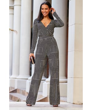 Dressing up doesn't always mean dressesYou'll love the flattering wrap frontElongating wide legsSoft and stretchy fabric for style and comfortStyle with gold hoops and platforms for big night out vibesInside leg to fit: Short 29" | Regular 31" | Long 33"