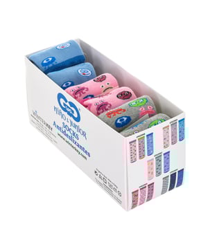 Pack de seis pares de calcetines antideslizantes.
Diseño con divertidos estampados.
Confeccionado en algodón.
Talón y puntera reforzados.
Puño anti-presión.
Tejido elástico y transpirable.
 Composición: 75% Algodón, 23% Poliamida, 2% Elastano
 Cuidados:
Lavar máximo a 40ºC.
- No planchar.
- No permite usar secadora.
- No usar lejía.
- No admite el  lavado en seco.