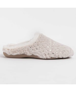Hecho en España. Zapatilla de casa para mujer. Calce cómodo. Fabricada en materiales veganos. Fabricado por otras marcas para nuestra marca.