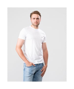Soft premium Pima cotton jersey in your choice of vibrant tones makes this tee irresistible. Add this sure shot to your own capsule collection.

Cotton 100%
Pima Cotton jersey
Crew neck
Regular fit
Transfer branding on neckband lining
Embroidered Green Crocodile branding on chest