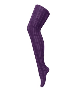 Voor degenen onder u die van uw kleur houden, kijk eens naar onze 80 denier ondoorzichtige Patterned Panty's, verkrijgbaar in vele kleuren en 3 hoofdpatronen - Cable, Weave en Skye. Designerkousen van bovenkantkwaliteit die zacht aanvoelen op het been voor een comfortabele pasvorm en gevoel. Ze zijn een dikke 80 denier en zullen geweldig staan ​​bij elke gekozen outfit. Of ze nu voor een avondje uit zijn of voor overdag, deze panty's zien er geweldig uit en houden de kou van je benen. Met veel kleuren en patronen om uit te kiezen, zult u zeker het beste paar voor uw outfit vinden. Deze fantastische kwaliteit fluwelen panty's met matte afwerking zijn verkrijgbaar in 6 hoofdkleuren en 3 ontwerpen, met maten van 8-14 uk en 18-24 uk. Ze zijn machinewasbaar en zijn gemaakt van 94% nylon en 6% elastaan.