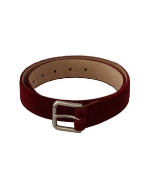 Authentieke Dolce & Gabbana riem met metalen logo gegraveerde gesp
  Gemaakt van hoogwaardig fluweel
  Kleur: Rood
  Geslacht: Vrouwen
  Vervaardigd in Italie
  Breedte: 3 cm