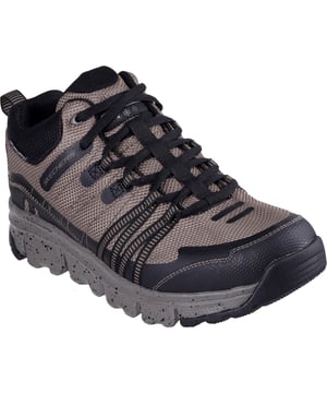 Tackle de trails en bedwing de elementen met Skechers Summits AT Canobie. Dit outdoor trail ontwerp heeft een mesh bovenwerk met vetersluiting en Breathe Easy Technology voor waterdichte bescherming, en een dempende Air-Cooled Memory Foam comfort binnenzool.