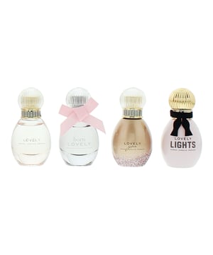 Lovely by Sarah Jessica Parker is a set of amazing, travel-sized bottles containing 4 of her iconic Lovely fragrances: Lovely, Born Lovely, Lovely You, Lovely Lights.
Lovely is a floral woody musk fragrance launched in 2005. This scent features top notes of Lavender, Martini, Bergamot, Mandarin Orange and Palisander Rosewood. At the heart are notes of Patchouli, Orchid and Narcissus. Base notes are Musk, Cedar, White Amber and Woodsy Notes. 
Born Lovely is an amber floral scent launched in 2018 and contains notes of Peony, Cassis, Mandarin Orange, Freesia, Honeysuckle, Cedar, Patchouli and Caramel. 
Lovely You is a floral scent launched in 2020 and features notes of Water Lily, Plum Blossom, Freesia, Jasmine, Pink Peony, Musk, Benzoin and Vanilla Orchid. 
Lovely Lights is a Floral Woody Musk fragrance launched in 2022. This scent features top notes of Honeysuckle, Neroli and Mandarin Orange. At the heart are notes of Gardenia, Cashmeran and Jasmine. Base notes are Musk, Amber and Sandalwood.
