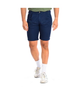 Bermuda La Martina.  
Color Marino
Son perfectos para combinar con una camiseta o un polo para un look casual y trendy.
Cierre principal de botón y cremallera.
Dos bolsillos abiertos en los laterales. 
Dos bolsillos abiertos con solapa en la parte trasera.
Cintura con trabillas para cinturón.
Bajos con dobladillo.
Costuras vistas a tono.

Composición:  52% Lino, 46% Algodón, 2% Elastano.

- Lavar máximo a 40ºC.
- Planchar a media temperatura, máx. 120ºC.
- Secar a temperatura baja en horizontal.
- No admite lejía.