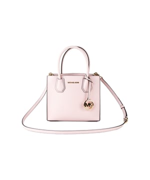 Gloednieuw met tags (100% authentiek)
  Stijl: Michael Kors Mercer Medium Messenger Handtas (Powder Blush)
  Materiaal: kiezelleer met gladde lederen bekleding
  Kenmerken: Verstelbare/afneembare crossbodyriem middenvak met ritssluiting MK-tasbedel
-