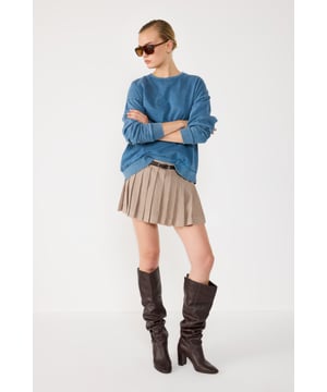Nomatter-What bietet eine Kollektion für starke, einzigartige und stilbewusste Frauen. Hochwertige Stoffe und moderne Designs vereinen Komfort und Eleganz für jeden Anlass. Ob Alltag oder besondere Events – unsere Liebe zum Detail macht den Unterschied. Entdecken Sie zeitlose Ästhetik mit femininen Akzenten und heben Sie Ihren Stil auf ein neues Level. Mit "Nomatter-What" finden Sie die perfekte Kombination aus Ausdrucksstärke und Eleganz.