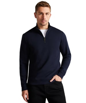 Eleva tu estilo con el Suéter de Cuello Alto con Media Cremallera y Manga Larga Antram de Ted Baker. Hecho de una acogedora mezcla de algodón, este suéter presenta una práctica media cremallera y cuello, puños y dobladillo acanalados para un uso cómodo. Con detalles en color gunmetal y un estilo ajustado, este jersey es la elección perfecta para cualquier ocasión informal. No te pierdas la combinación definitiva de calidez y moda.Ted Size 1 = XS, 2 = S, 3 = M, 4 = L, 5 = XL, 6 = 2XL, 7 = 3XL