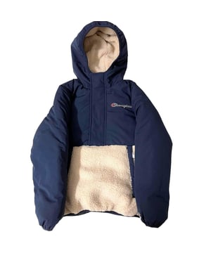 Champion Half Zip Blue Hooded Jacket. Champion Blue Kids Jacket. Branded Logo On Chest. 62% Polyesrer, 38% Cotton. Zip Closure, Elasticated Cuff and Hem. Product Code - 305459 BS538