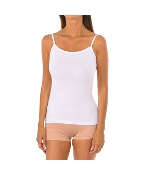 Q-EN kanten t-shirt.
 Brede elastische bandjes.
 Halslijn met ronde geribbelde afwerking.
 Comfortabele en ademende stof.
 Zachte en elastische stof, laat geen sporen na.
 Naden in toon zichtbaar.
 Samenstelling: 95% Bamboe, 5% Elastaan
 Onderhoud:
Wassen op max. temperatuur 30º.
 - Geen bleekmiddel gebruiken.
 - Niet in de droger.
 - Niet strijken.
 - Niet chemisch reinigen.