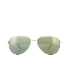 Oliver Peoples Benedict 1002 5264O9 18K vergoldete Sonnenbrille G15 Ortone VFX sind ein klassischer Flieger, der viele Bewunderer von Berühmtheiten wie Robert Downey Jr, Bradley Cooper, Reese Witherspoon und vielen anderen besitzt. Sie haben subtile Berührungen der Oliver-Völker, um ihnen einen zusätzlichen Stil zu verleihen, der die Fans gewinnt. Der geschwungene Nasensteg, der schlichte obere Augenbrauenbalken und die Tempel strahlen Qualität und Klasse aus. Diese besondere Version ist eine 18-karätige Goldplattierung für ein noch luxuriöseres Finish.