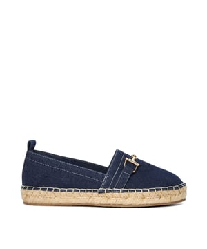 A contemporary take on a classic espadrille Gellato will complete your warm-weather wardrobe. Expertly crafted from the finest materials, and set on a versatile rubber backed sole, this round-toed silhouette is enhanced with a  snaffle logo trim that adds instant polish to casual outfits. Finished with a pull tab enabling you to slip these timeless flats on with ease.