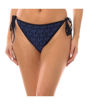 La braguita de bikini con lazos Michael Kors, una braguita básica con un detalle de diseñador, presenta un estampado integral del logotipo MK y lazos laterales ajustables para un ajuste versátil.

Braguita de bikini.
Lazos laterales ajustables.
Lona estampada con el logo de la marca.
Detalle al final de la tira con el logo de la marca.
Totalmente forrado.
Costuras vistas a tono.
 Composición: Exterior: 85% Poliamida, 15% Elastano; Forro: 92% Poliéster, 8% Elastano.
 Cuidados:
Lavar a mano con agua fría.
Utilizar jabón neutro.
No utilizar lejía.
Aclarar sin retorcer.
No planchar.