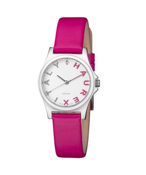 A playful pink leather strap lends flirty femininity to this timepiece, whose diamond-accented white dial proudly features the Haurex Italy logo displayed as indices. Quartz movement with analog display. Elegant miniature case diameter, only 28 millimeters. Yellow gold-plated stainless steel construction with fold-over clasp with double push-button safety.