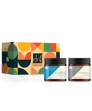 Erleben Sie die dynamische Synergie unseres Duos aus Aktivkohlemaske und Vitamin-Feuchtigkeitspflege, das die Zeichen der Hautalterung wirksam bekämpft. Unsere Maske ist mit Holzkohlepulver angereichert und reinigt die Poren tiefgreifend für einen revitalisierten Teint. Genießen Sie die intensive Feuchtigkeitspflege mit Glycerin für eine hydratisierte, geschmeidige Haut. Profitieren Sie von natürlichen Fruchtextrakten, die reich an Antioxidantien sind, für eine strahlende, gesünder aussehende Haut. Unsere von Experten entwickelte Formulierung garantiert ein luxuriöses Erlebnis und sichtbare Anti-Aging-Ergebnisse.
