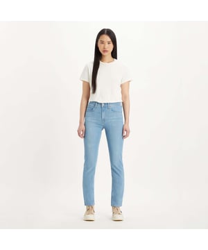 Dames Levis 724 High Rise Straight Rio Fate Jeans in denim.- 5-pocketconstructie. - Gulp met rits en knoopsluiting.- Bedrukte lederen patch achteraan in de taille.- Riemlussen.- Veelzijdige pasvorm met flatterende hoge taille.- 70% Lyocell 18% Polyester 10% Katoen 2% Elastane.- Ref: A71600000