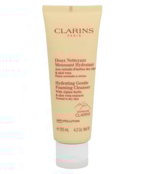Clarins Hydrating Gentle Foaming Cleanser is a creamy rinse off cleanser ideal for normal to dry skin. Activated by water to produce a silky foam that removes makeup, impurities and pollution leaving skin feeling hydrated, smooth and looking radiant