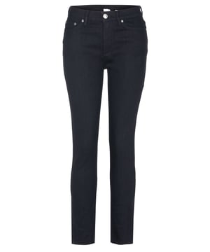 98% katoen, 2% elastaan; Burberry-jeans;  GELUK;  Model: 8045027;  Hoogwaardige afwerking;  Zacht katoen, stretch;  Slanke pasvorm, middelhoge taille;  Sluiting: knoop, ritssluiting;  Klassieke '5-pocket'-stijl;  riemlussen;  Burberry-logodetails