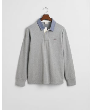 With a small-scale GANT shield graphic embroidered at the chest, this heavy rugger is made from 100% cotton and tailored for a regular fit. Its timeless, classic look is enhanced by a classic twill collar and a hidden button placket, making it versatile enough for any occasion.



Regular fit
Twill collar
GANT graphic embroidered at chest
Wash with similar colors.

 100% Cotton 
 
2004082


 
