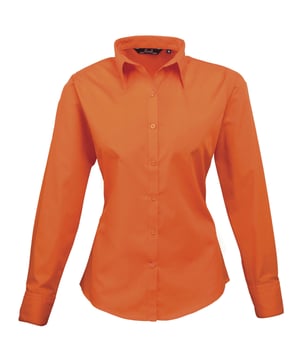 65% Polyester, 35% Katoen. Stof: Popeline. Ontwerp: Eenvoudig. Sluiting: Knoopsluiting. Halslijn: Collared. Manchet: Dubbele knoop. Mouwtype: Met lange mouwen. Hem: Afgerond. 2 rugpijlen. Duurzaamheid: Amfori, BCI goedgekeurd, REACH, Sedex, WRAP gecertificeerd. 6 VK: 31 in. 8 VK: 33 in. 10 VK: 35 in. 12 VK: 37 in. 14 VK: 39 in. 20 VK: 45 in. 22 VK: 47 in. 24 VK: 49 in. 26 VK: 51 in. 28 VK: 53 in. 18 VK: 43 in. 16 VK: 41 in. 30 VK: 55 in.