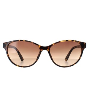 Las gafas de sol Calvin Klein CK20517S 235 tortoise brown gradient son el punto de encuentro entre la elegancia atemporal y el diseÃ±o moderno. Estas gafas de sol cuentan con una montura elegante y minimalista elaborada con materiales de alta calidad, que garantizan durabilidad y comodidad para el uso diario. Las lentes proporcionan una excelente protecciÃ³n contra los rayos UV al tiempo que mejoran la claridad visual, lo que las hace perfectas tanto para los dÃ­as soleados como para las salidas informales.