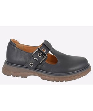 A stylish option when it comes to classic style, Cipriata deliver these Cira women's shoes with a classic t-bar design and buckle fastening.
- PU
- Buckle fastening
- TPR Sole