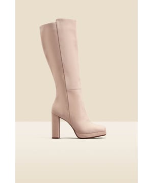 Taking your looks to new levels
Block heel + platform = stylish and comfy
Crafted from the softest suede
Neutral hue will go with everything
Tuck in skinnies
Style with wrap dresses for a 70s vibe