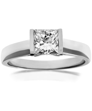 Oro blanco de 18 quilates (750): 4 gr; # Diamante: 1ct
