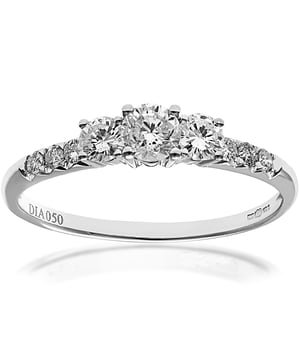 18K (750) White Gold: 1.9gr; # Diamond: 0.5ct