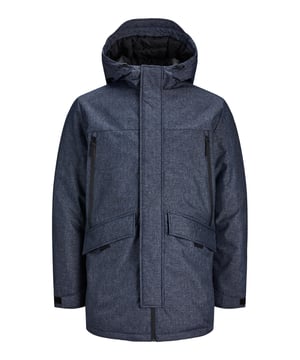 Deze warme parka voor heren is ideaal voor de koude wintermaanden. De jas is gemaakt van lichtgewicht materiaal van hoge kwaliteit dat zorgt voor ademend vermogen en comfort. Een loopsplit aan de achterkant zorgt voor meer bewegingsvrijheid. De jas is gevoerd met verwarmend synthetisch dons. De capuchon kan hoog worden gesloten en met een trekkoord worden versteld voor bescherming tegen wind en kou. De jas wordt gesloten met een rits, waarboven een doorlopende stormflap zit. Deze kan ook worden gesloten met drukknopen. De mouwen hebben geribde binnenmanchetten om te voorkomen dat de kou binnendringt en de mouwen afzakken. De breedte van de manchetten kan ook worden aangepast met klittenband. De parka heeft verschillende zakken voor het opbergen van de benodigdheden: twee klepzakken met drukknopen en twee borstzakken met ritsen.