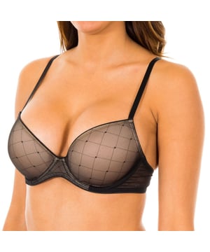 Sujetador Push-Up Calvin Klein.
Color negro.
Copas de satén color arena con superposición de tul color negro.
Copas con relleno de aire y con aros.
Tirantes elásticos a tono, ajustables.
Laterales elásticos a tono con el nombre de la marca estampado.
Cierre de corchetes en la espalda, tres posiciones.
Costuras vistas  tono.

Composición:
- 72% Nylon.
- 28% Elastano.

Instrucciones de lavado:
- Lavar máximo a 40ºC.
- Planchar a media temperatura, máx. 110ºC.
- No permite usar secadora.
- No usar lejía.
- No admite el  lavado en seco.

Equivalencia de tallas:

UK	FR	EU	IT
30	80	65	30
32	85	70	32
34	90	75	34
36	95	80	36
38	100	85	38
