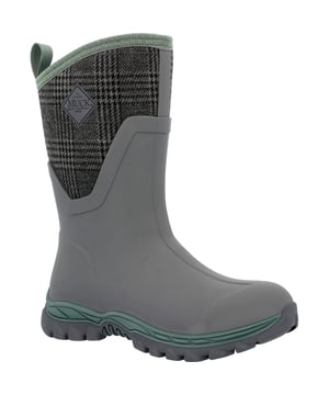 De Arctic Sport II is ontworpen voor de koudste omstandigheden en werkt geweldig in bijna elke omgeving. Deze leuke, sportieve kleuren maken ze perfect voor trektochten in de bossen of gewoon om te genieten van het buitenleven.