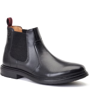 Ein stilvoller Chelsea Stiefel für Herren von Base London mit hochwertigem Leder-Obermaterial, einem elastischen Einsatz und Zuglasche für einen einfachen Zugang sowie Ortholite-Einlegesohlen für ganztägigen Komfort. Auf einer profilierten Gummisohle ist der Bloom bereit für die Saison.