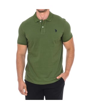Short sleeve polo U.S. POLO ASSN.
 Lapel collar.
 Half-height button closure.
 Short sleeves with ribbed finish.
 Brand logo on the front side.
 Seams seen in tone.
 Composition: 100% cotton
 Care:
Wash at maximum temperature 30º.
 Iron at low temperature.
 Do not use bleach.
 Do not use dryer.
 Do not dry clean.