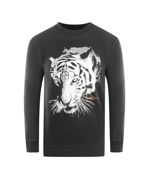 Cavalli Class Tiger Silhouette Logo Zwarte Sweatshirt. Wees de jaloezie van de menigte in deze Cavalli Class Print Logo Zwarte Trui. Laat je liefde voor stijl en mode zien met het opvallende Tiger-logo. Laat jezelf opvallen met dit stijlvolle kledingstuk. Elastische Hoge Kraag, Mouwuiteinden en Taille, Cavalli Class Zwarte Sweatshirt. 60% Katoen 40% Polyester. Regular Fit, Valt Normaal. Stijlcode: RXT65B CF062 05051